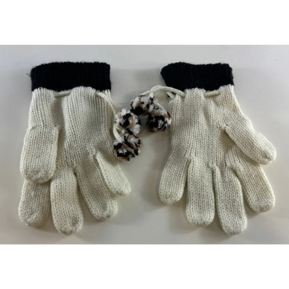 Liz Claiborne Knit Gloves with Pom Poms Cream & Black cold weather Cozy‎ 71-14